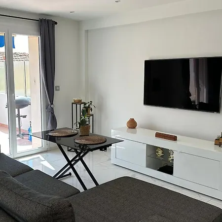 Appartement Beau 3 Pieces Proche Du Centre Et Des Plages
